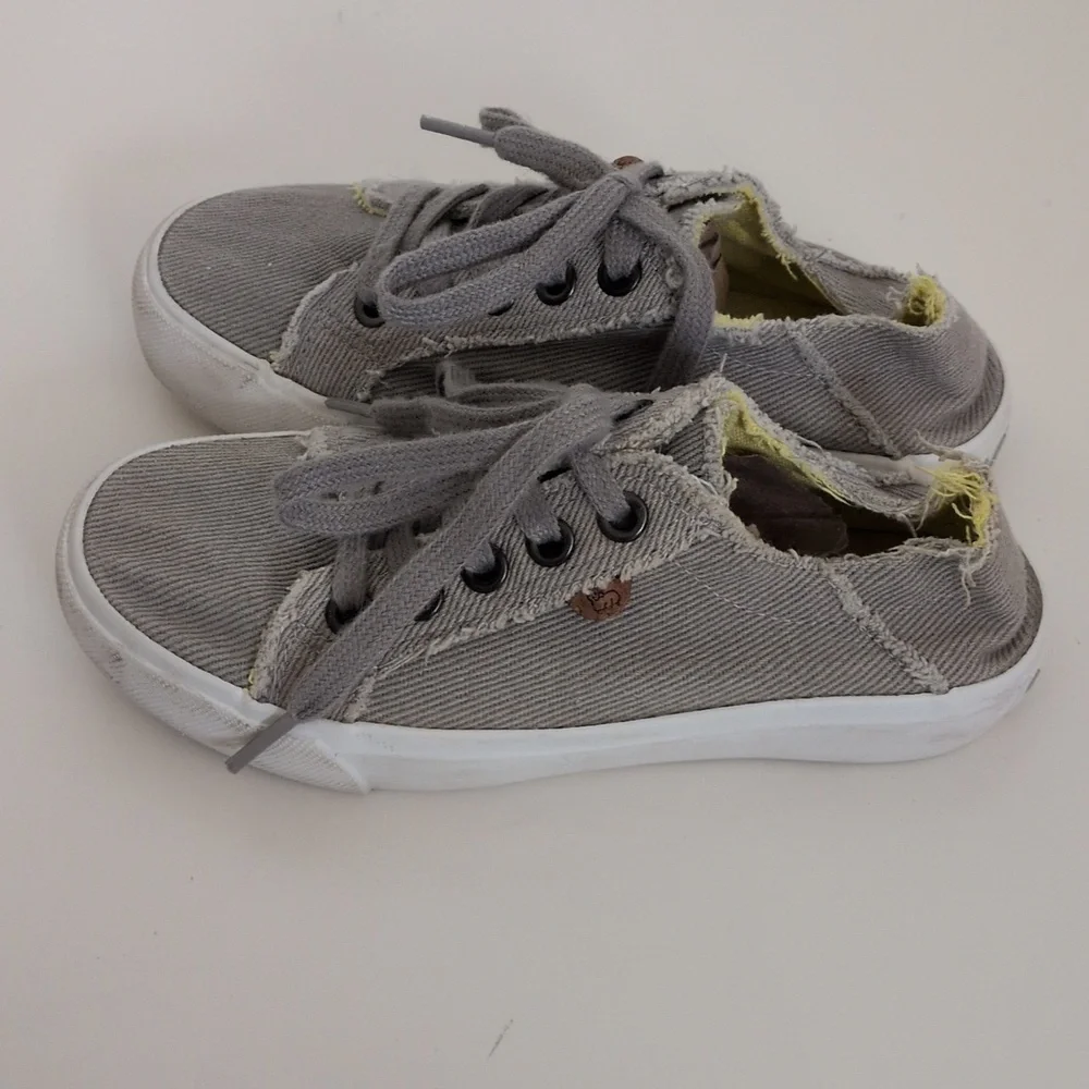 Lamo Vita Lace Up Sneakers - 1